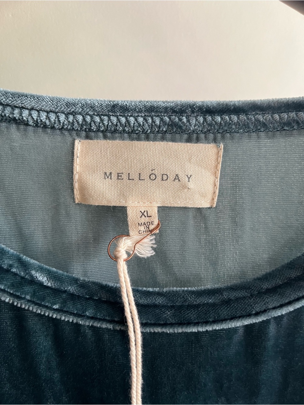 Mello Day Velvet Blouse Shirt Top Blue Teal Turquoise Sz XL New NWT Women’s - Picture 2 of 5